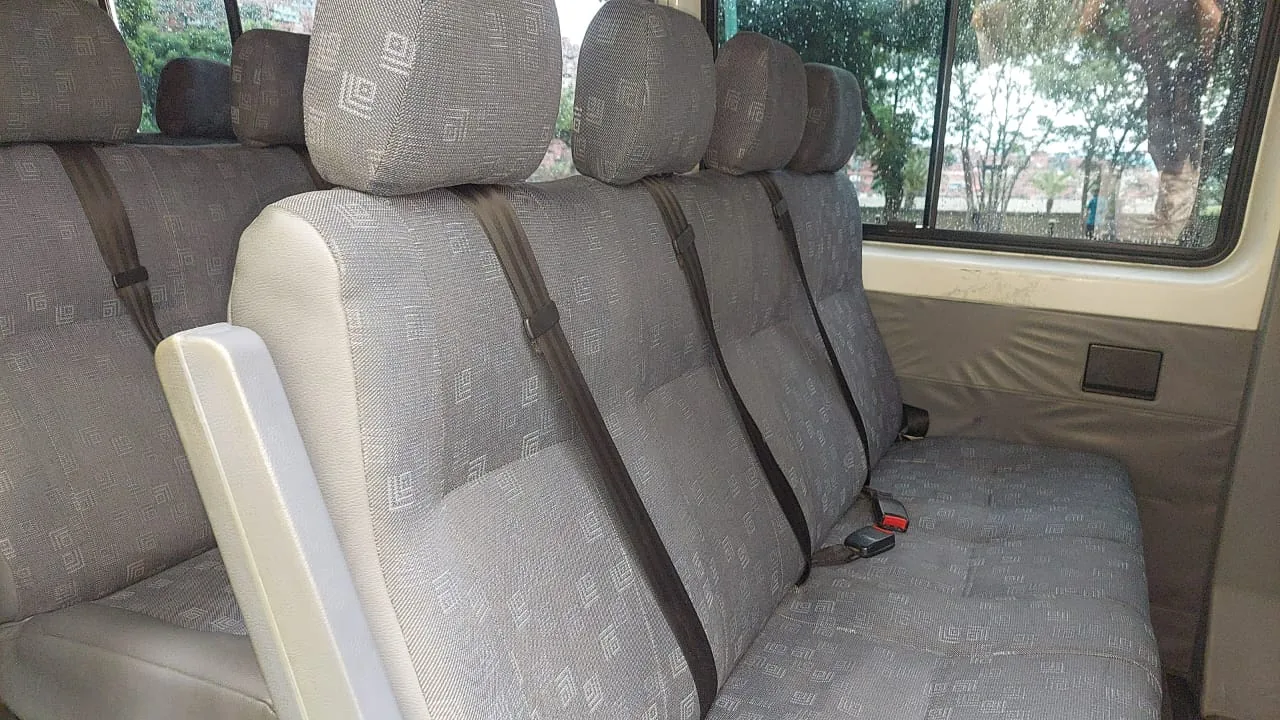 Interior de la Sprinter de 15 puestos